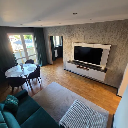 Modern Apartament-mieszkanie Przy Metrze Wola Faktura Vat Apartamento *