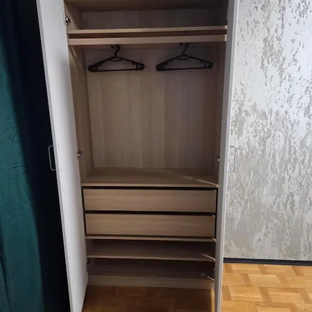 Modern Apartament-mieszkanie Przy Metrze Wola Faktura Vat *
